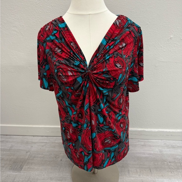 Lane Bryant Red & Blue Floral Blouse - Size 22/24 - Picture 1 of 4